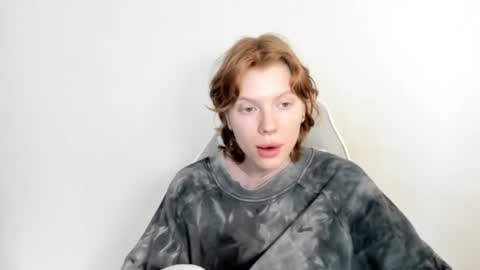 S T E L L A online show from 02/09/26, 09:02