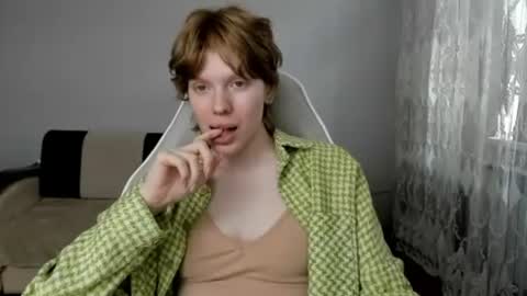 S T E L L A online show from 06/14/26, 11:01