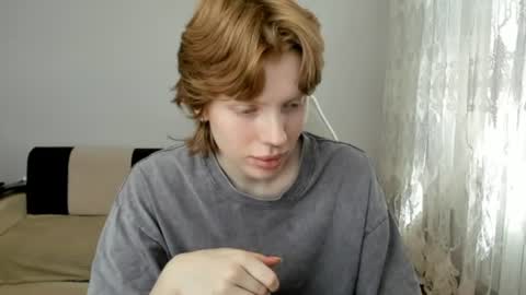S T E L L A online show from 06/16/26, 10:07