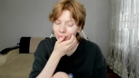 S T E L L A online show from 07/18/26, 10:08