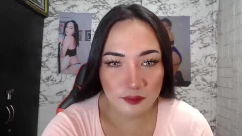 Snapshot of stellaven chatting on 01/10/25, 01:10 Stellaven online show from 01/10/25, 01:10