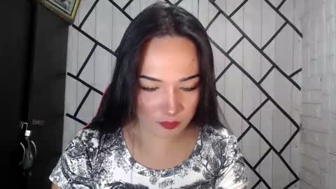 Snapshot of stellaven chatting on 09/27/25, 01:21 Stellaven online show from 09/27/25, 01:21