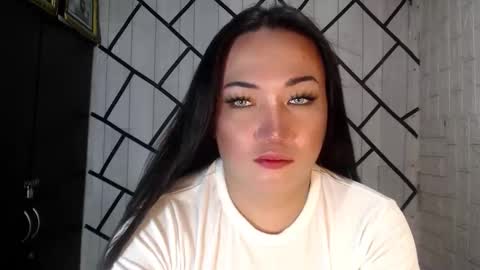 Snapshot of stellaven chatting on 10/29/25, 01:41 Stellaven online show from 10/29/25, 01:41