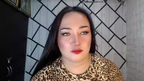 Snapshot of stellaven chatting on 10/30/25, 01:51 Stellaven online show from 10/30/25, 01:51