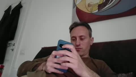 sten015 online show from 02/19/25, 02:01