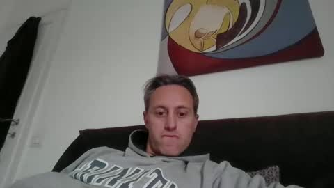 sten015 online show from 12/18/25, 01:50