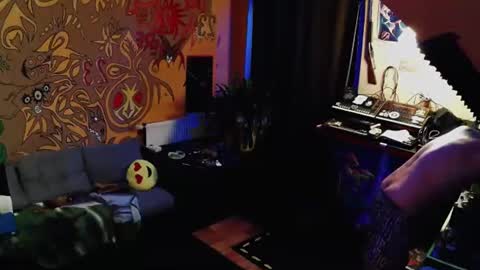 lee online show from 03/02/25, 10:59