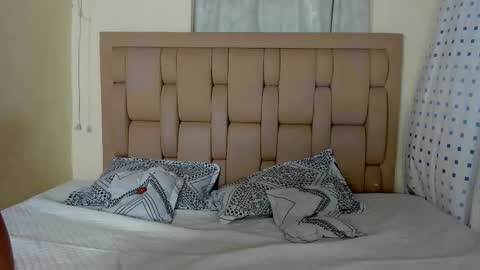 Stepcouple   online show from 02/22/26, 07:56