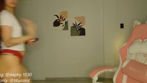 Snapshot of steph_y1030 chatting on 03/09/25, 03:43 stephany online show from 03/09/25, 03:43