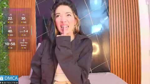 Stepha online show from 10/01/25, 11:05