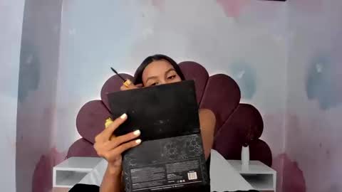 Stefff  online show from 03/20/26, 04:23