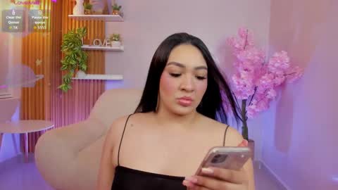         online show from 09/16/25, 02:45