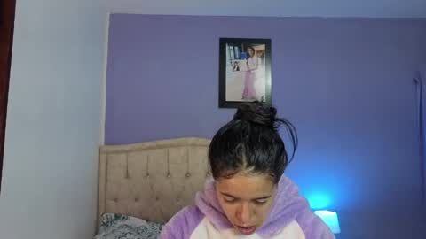 Stephania online show from 05/13/26, 02:47