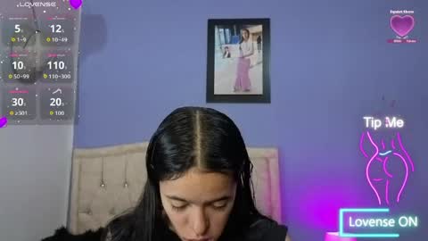 Stephania online show from 06/05/26, 03:29