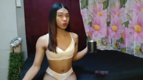 stephanie_zee online show from 06/25/26, 11:26