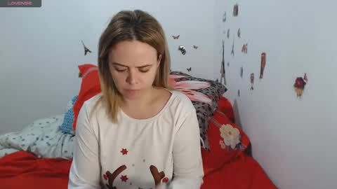 Snapshot of stephaniewild chatting on 02/03/26, 11:26 Stephanie online show from 02/03/26, 11:26