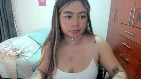 Stephanie  online show from 10/21/25, 02:01