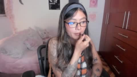 Stephanie  online show from 01/19/26, 04:49