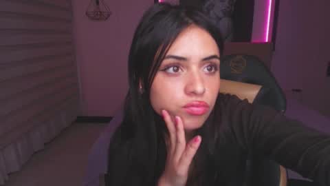 stephany_rodriguez_ online show from 03/06/25, 04:17