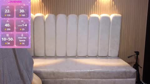 stephany_rodriguez_ online show from 12/03/25, 12:25