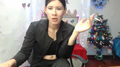 Stephany  independient model  online show from 12/19/25, 11:23