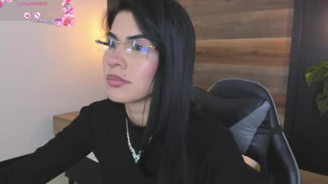 S T E P H A N Y A online show from 05/06/26, 08:25