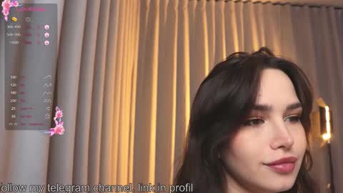 Anna online show from 12/18/25, 08:26