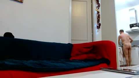 Snapshot of stephdusud30 chatting on 01/01/25, 08:58 stephane online show from 01/01/25, 08:58