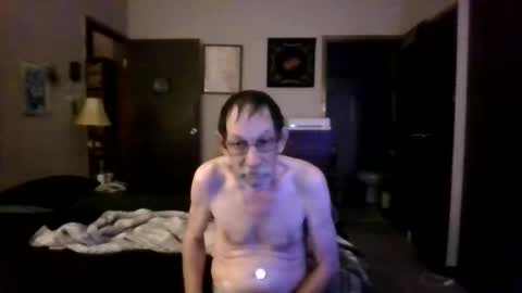Snapshot of stephenasmith3 chatting on 04/28/26, 01:59 stephenasmith3 online show from 04/28/26, 01:59