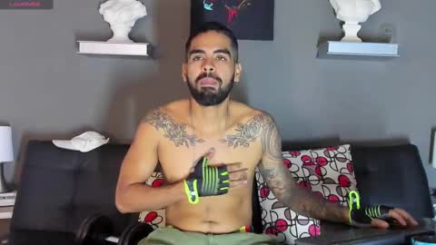    ................     online show from 03/11/25, 10:31