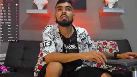    ................     online show from 10/24/25, 09:22