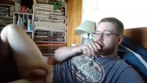 Ian23602 online show from 09/30/25, 05:18