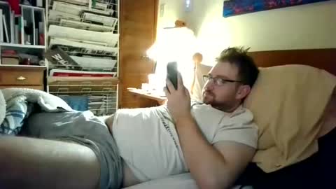 Ian23602 online show from 06/16/26, 02:58