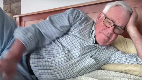 Steve online show from 04/02/26, 03:09