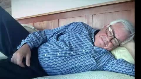 Steve online show from 04/17/26, 10:02