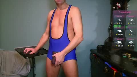 Im Yours online show from 05/15/26, 01:23