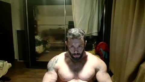 Snapshot of stevebulkzor chatting on 10/07/25, 08:39 Steve Oakenshield son of John son of Vasyl online show from 10/07/25, 08:39