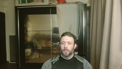 Snapshot of stevebulkzor chatting on 03/13/26, 12:28 Steve Oakenshield son of John son of Vasyl online show from 03/13/26, 12:28