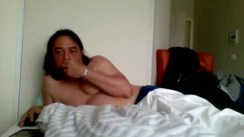 Snapshot of stevefromfrance chatting on 05/03/26, 06:52 stevefromfrance online show from 05/03/26, 06:52