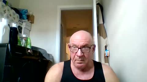 stevejons47 online show from 12/18/25, 04:46