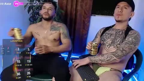 Snapshot of steven__tayler chatting on 10/27/25, 07:01 Steven Tayler online show from 10/27/25, 07:01