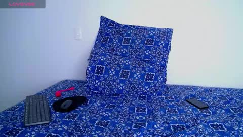 Esteban online show from 02/25/25, 07:42