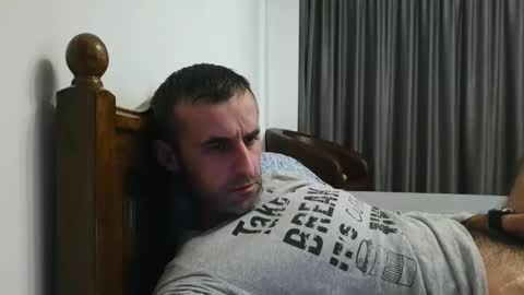 Snapshot of stevenpit chatting on 01/11/25, 03:52 stevenpit online show from 01/11/25, 03:52