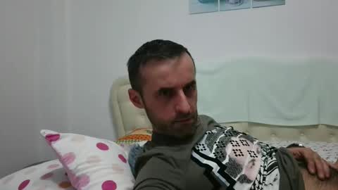 Snapshot of stevenpit chatting on 01/12/25, 09:08 stevenpit online show from 01/12/25, 09:08