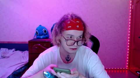 Steve online show from 09/15/25, 01:22