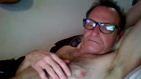 Snapshot of steviehard7 chatting on 02/13/25, 02:45 steviehard7 online show from 02/13/25, 02:45