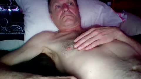 Snapshot of steviehard7 chatting on 02/15/25, 12:54 steviehard7 online show from 02/15/25, 12:54