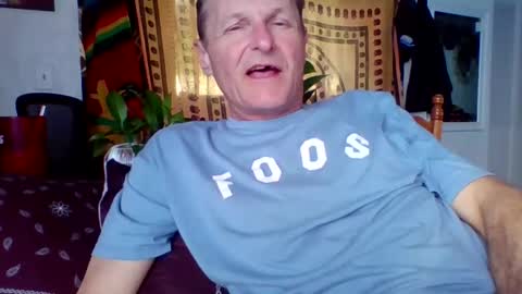 Snapshot of steviehard7 chatting on 02/17/25, 12:21 steviehard7 online show from 02/17/25, 12:21