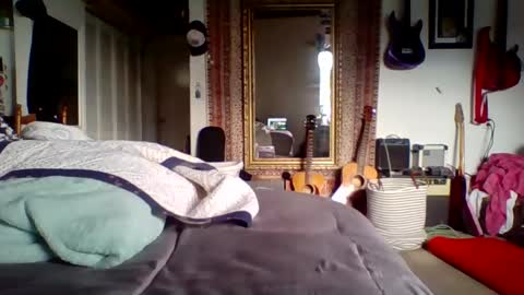 Snapshot of steviehard7 chatting on 09/23/25, 11:19 steviehard7 online show from 09/23/25, 11:19