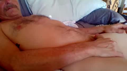 Snapshot of steviehard7 chatting on 09/24/25, 11:52 steviehard7 online show from 09/24/25, 11:52